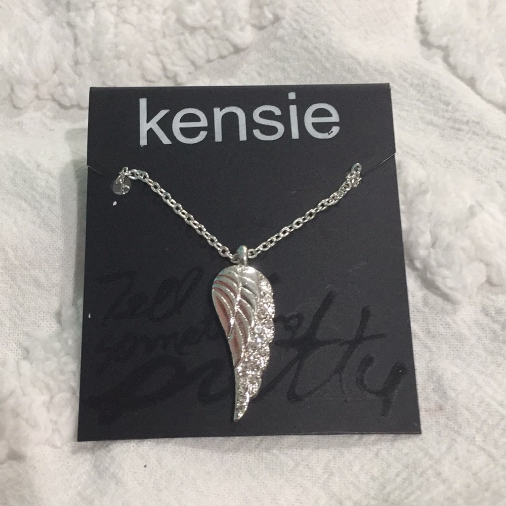 kensie necklace - wing pendant in silver tone